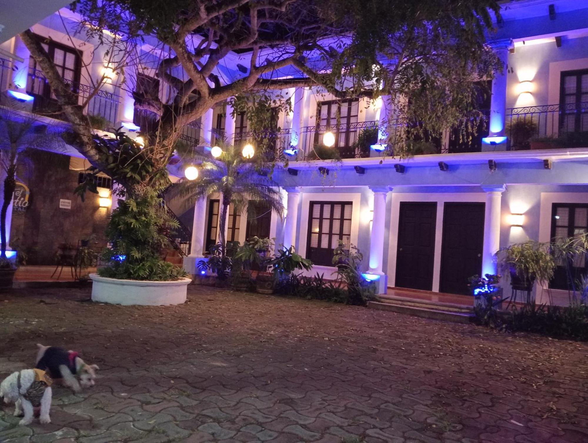 Hotel El Patio 特拉科塔尔潘 外观 照片